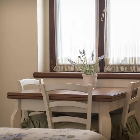 Couette-café Rosa Di Assisi 3*