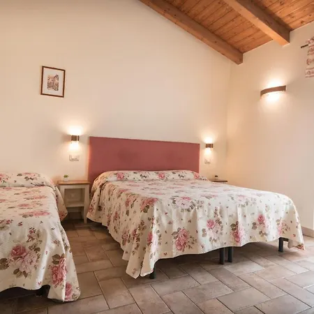 Bed and Breakfast Rosa Di Assisi 4*