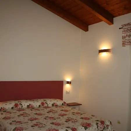 Rosa Di Assisi Frühstückspension Bastia Umbra