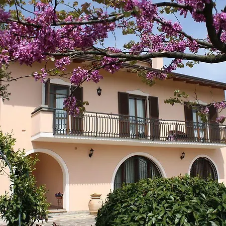 Couette-café Rosa Di Assisi 3*