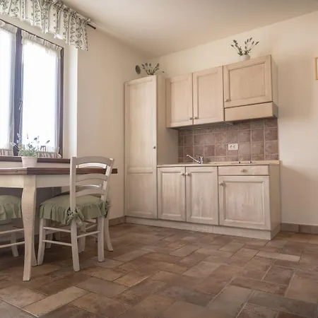 Couette-café Rosa Di Assisi 3*