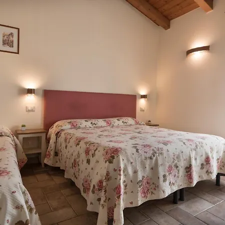 Rosa Di Assisi Couette-café Bastia Umbra