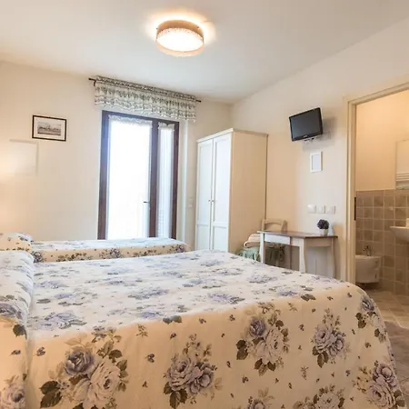 Rosa Di Assisi Bastia Umbra